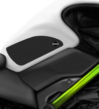 Mogico Kawasaki Z900 (2017+) Tank Grips / Motorcycle Anti-slip Pads / Traction Non-Slip Mats Fuel Tank Protection